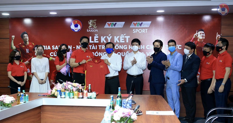 ĐTQG Việt Nam được tiếp sức trước vòng loại thứ 3 World Cup 2022
