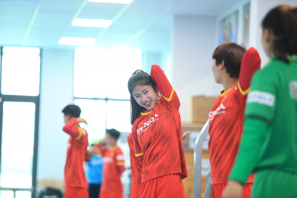 Tuyển nữ Việt Nam hứng khởi chuẩn bị chinh phục vé dự World Cup