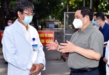 Thủ tướng chỉ đạo kiểm tra, làm rõ thông tin ‘tiêm vaccine không cần đăng ký’