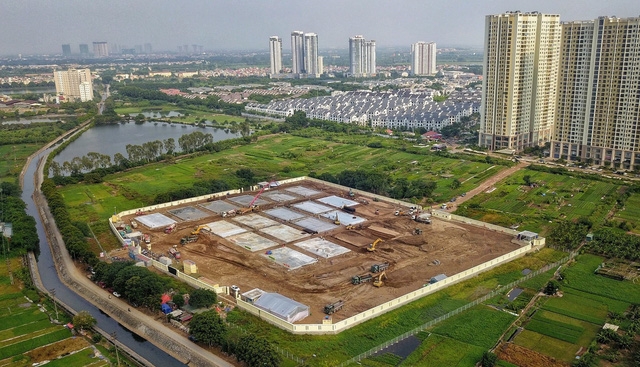 Hà Nội gấp rút xây dựng bệnh viện dã chiến điều trị bệnh nhân COVID-19 nặng