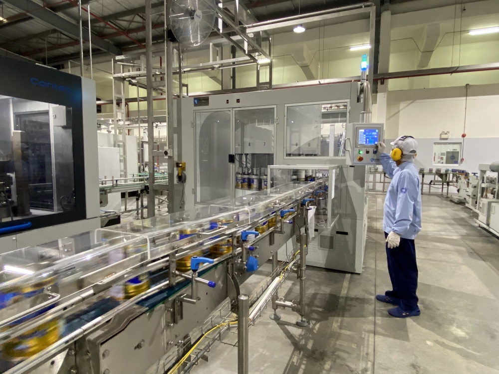 Vinamilk triển khai chương trình hỗ trợ quà tặng để trợ giá mùa dịch lên đến gần 170 tỷ đồng