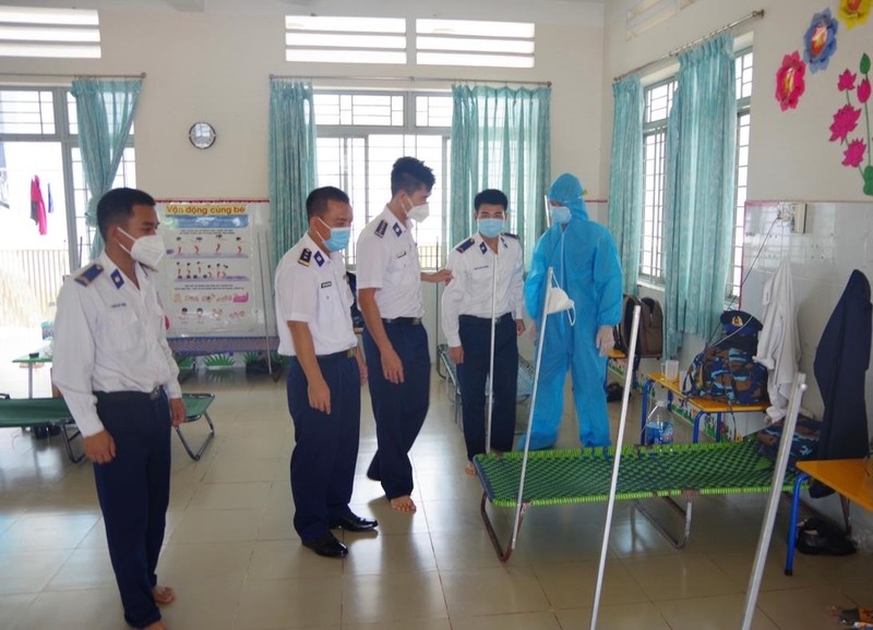 Lãnh đạo Đoàn Trinh sát số 2 thăm, kiểm tra công tác kiểm soát, phòng chống dịch bệnh COVID-19