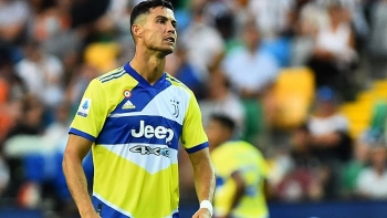 Cristiano Ronaldo đạt được thỏa thuận gia nhập Man City, nín thở chờ Juventus
