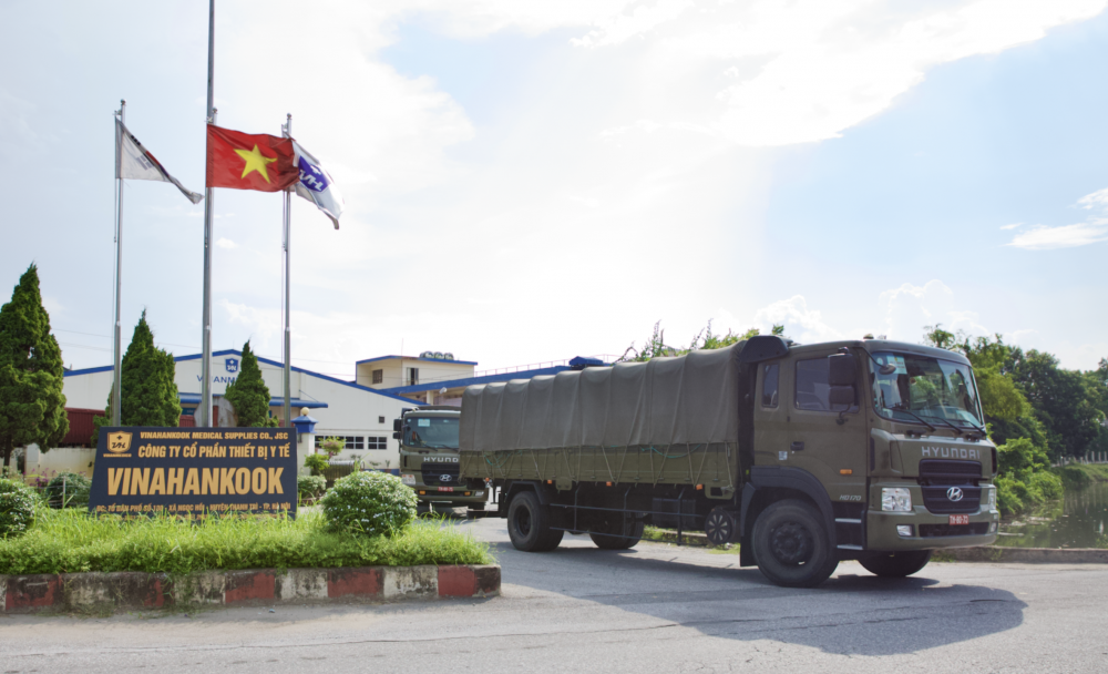 T&T Group bàn giao 8,5 triệu bộ bơm kim tiêm phục vụ chiến dịch tiêm chủng quốc gia phòng COVID-19