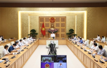 Các nhà khoa học, cán bộ y tế là trụ cột trong công tác chống dịch