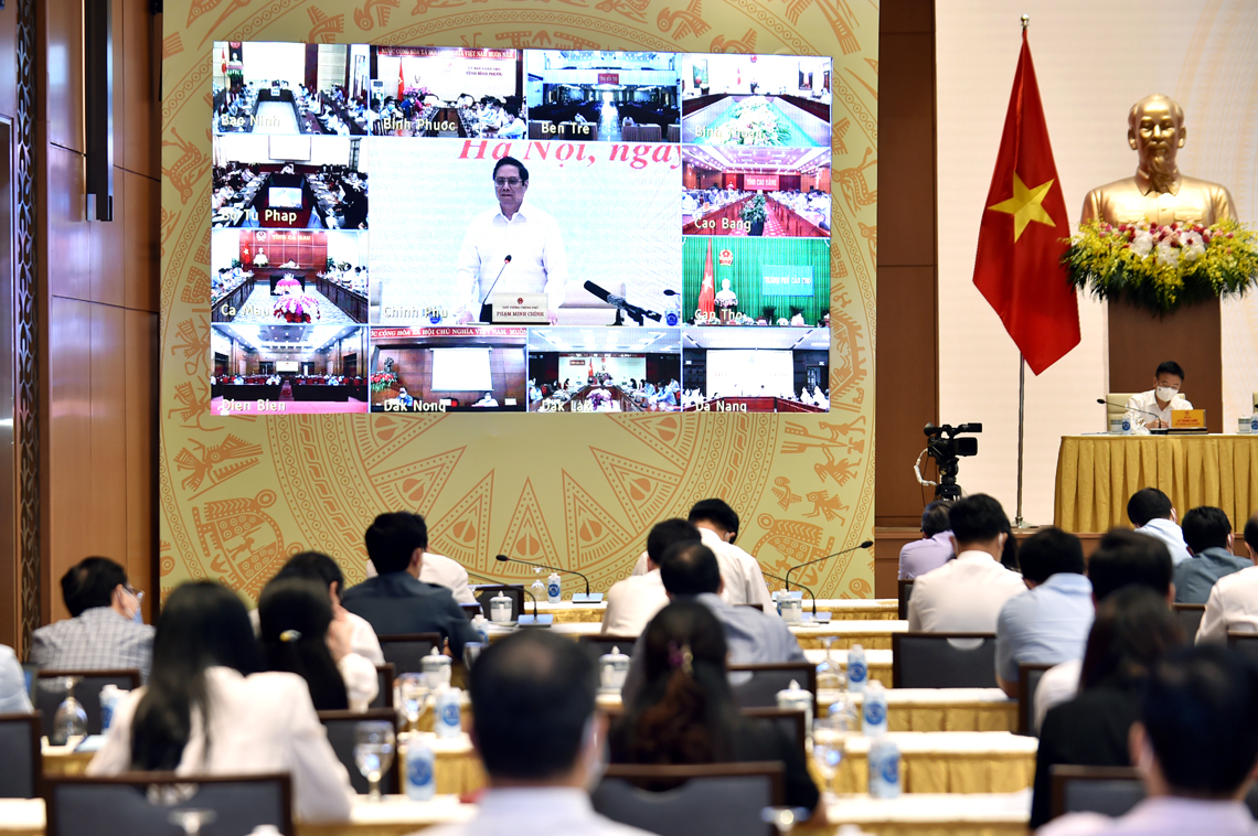 Cần đầu tư cho xây dựng và hoàn thiện thể chế đúng tầm đột phá chiến lược, thực sự là ‘đòn bẩy’ kiến tạo phát triển