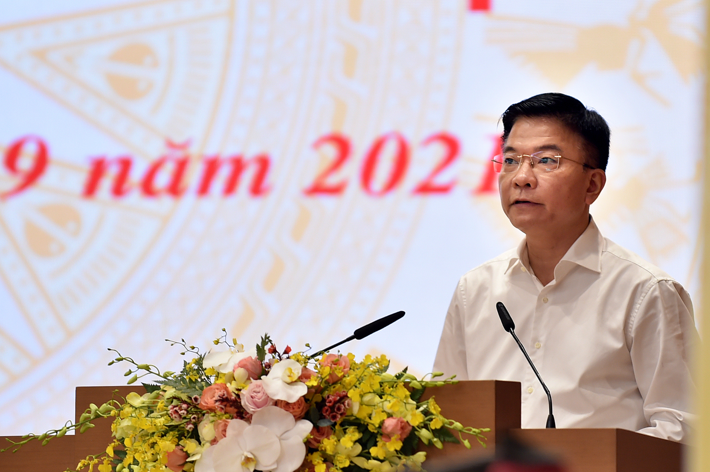 Cần đầu tư cho xây dựng và hoàn thiện thể chế đúng tầm đột phá chiến lược, thực sự là ‘đòn bẩy’ kiến tạo phát triển