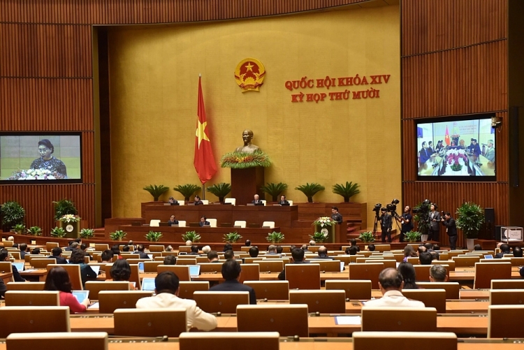 Chung sức, đồng lòng, chung tay hành động quyết liệt, nỗ lực vượt qua thử thách