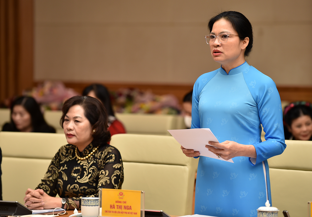 Thủ tướng Phạm Minh Chính: Xây dựng chính sách để phụ nữ yên tâm lao động, sản xuất