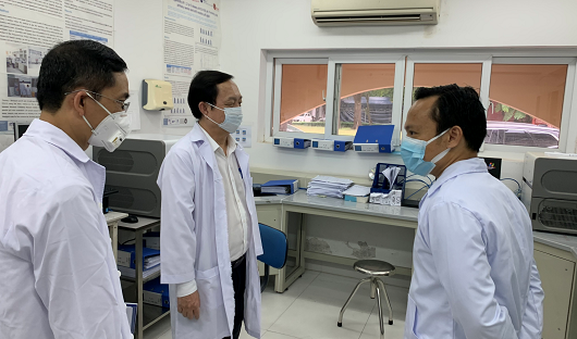 Bộ trưởng Huỳnh Thành Đạt: “Chống dịch phải có sự tham gia của các nhà khoa học”