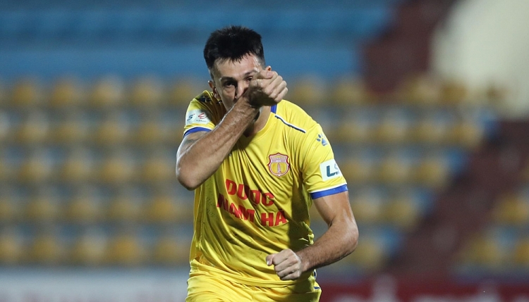 Chuyển nhượng V-League ngày 17/11: Tiền đạo số HAGL đến Thanh Hóa, đội trưởng Sài Gòn ra đi