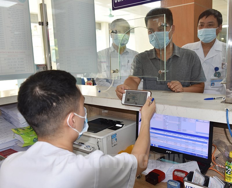 Xây dựng nền hành chính công hiệu quả, minh bạch