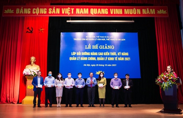 Bồi dưỡng kiến thức, nâng cao kỹ năng quản lý hành chính cho đội ngũ cán bộ, công chức