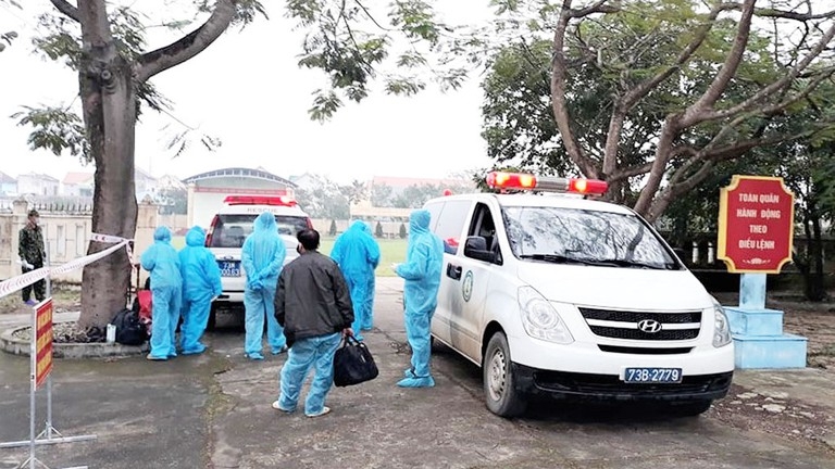 Xem xét dừng chuyến bay từ các vùng có chủng Sars-CoV-2 biến thể mới