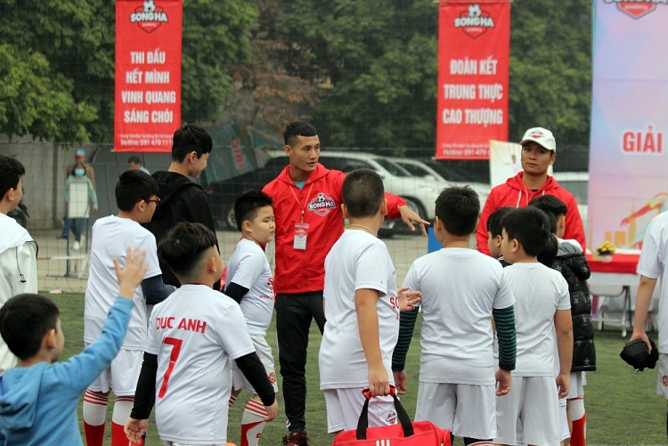 Sôi nổi Giải bóng đá Cúp Song Hà 2020