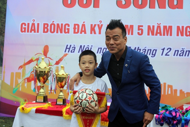 Sôi nổi Giải bóng đá Cúp Song Hà 2020