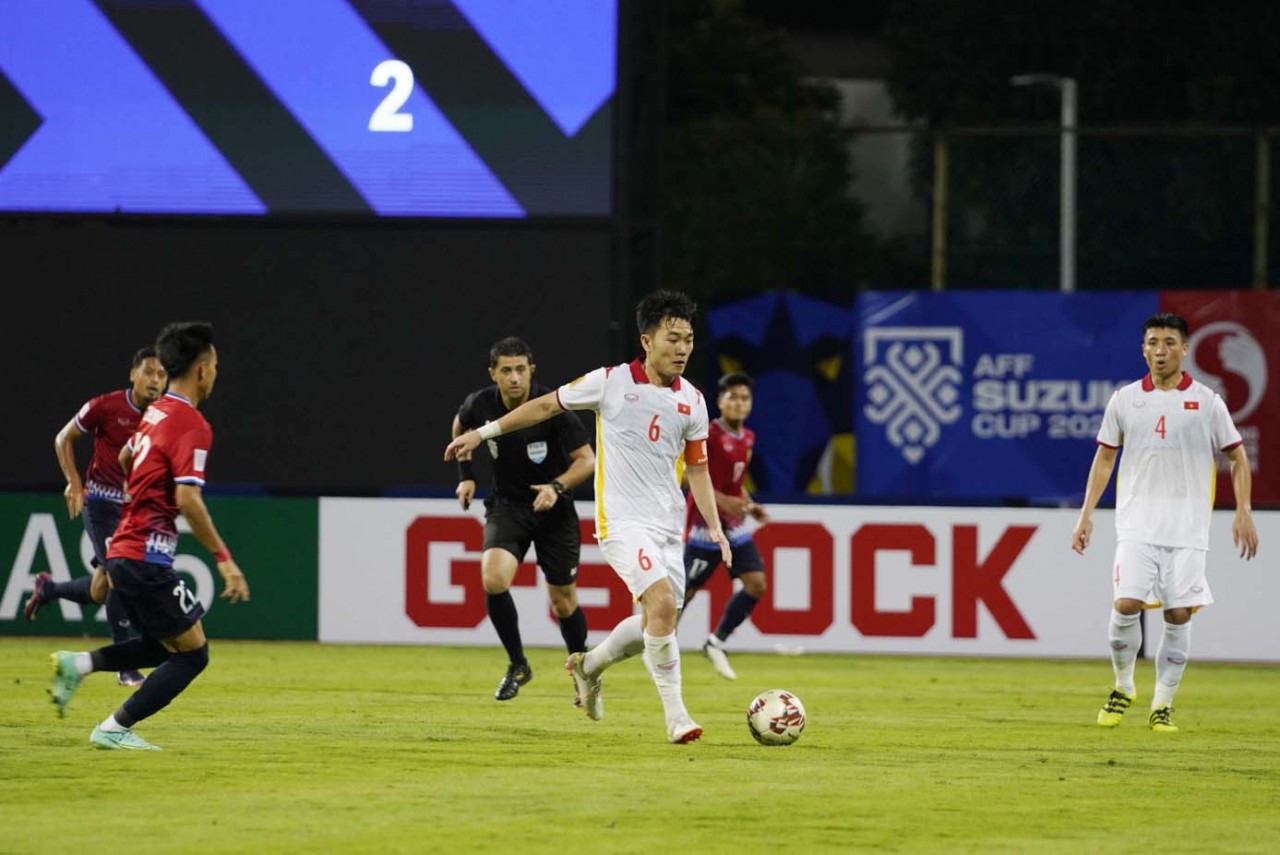 Văn Thanh sút hỏng 11 mét, ĐT Việt Nam vẫn khởi đầu AFF Cup 2020 ấn tượng