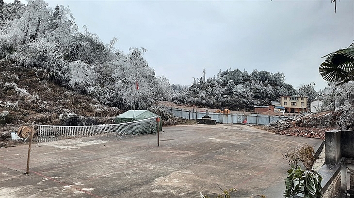 Biên giới nhiều tỉnh phủ trắng băng tuyết không khác gì mùa đông ở châu Âu