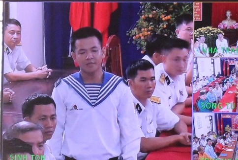 Chúc Tết cán bộ, chiến sĩ và nhân dân đang công tác, sinh sống tại Trường Sa