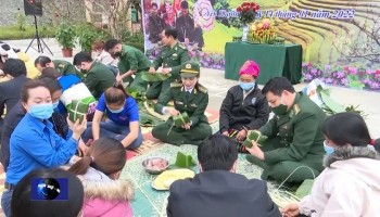 tang qua dong bao dan toc thieu so khu vuc bien gioi tinh thanh hoa