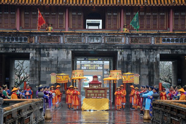 Festival Hue 2023 - “Di san Van hoa voi hoi nhap va phat trien” hinh anh 2