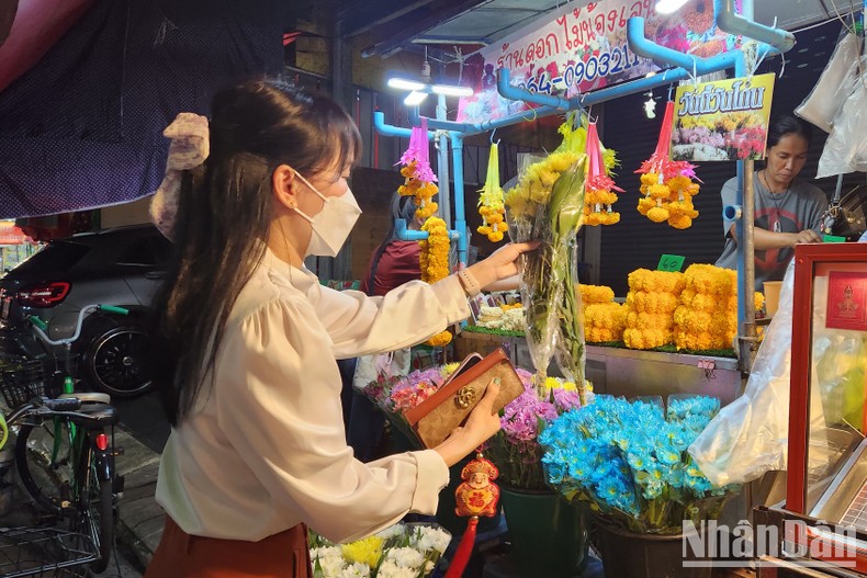 Giữ gìn truyền thống Tết trong gia đình người Việt ở Thái Lan ảnh 2