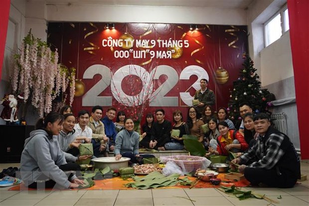 Tet dam am cua nhung nguoi cong nhan Viet Nam tai Lien bang Nga hinh anh 1