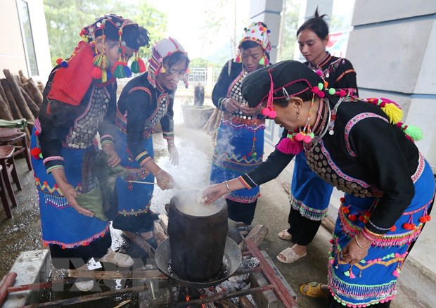 Doc dao phong tuc an Tet cua dan toc Si La o Lai Chau hinh anh 2