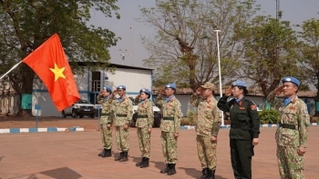 Tết của những người lính mũ nồi xanh ở Trung Phi