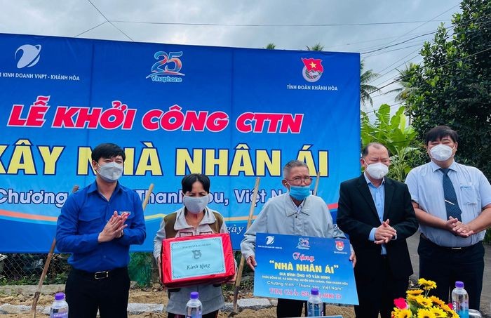 Xây dựng khu vui chơi thiếu nhi, nhà nhân ái tại quần đảo Trường Sa