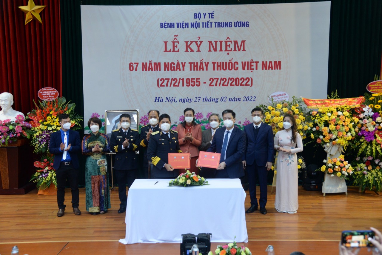 Bệnh viện Nội tiết Trung ương gắn biển 3 phòng điều trị mang tên Trường Sa, Sinh Tồn, Song Tử Tây