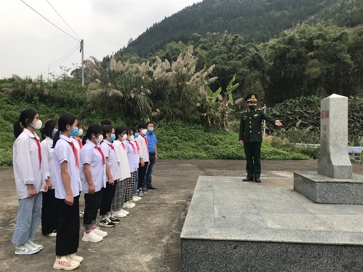 Lan tỏa tình yêu biên cương Tổ quốc