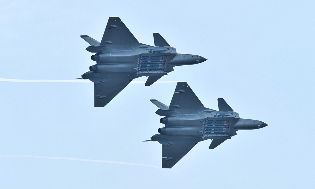 Trung Quốc đưa tiêm kích tàng hình J-20 xuống Biển Đông