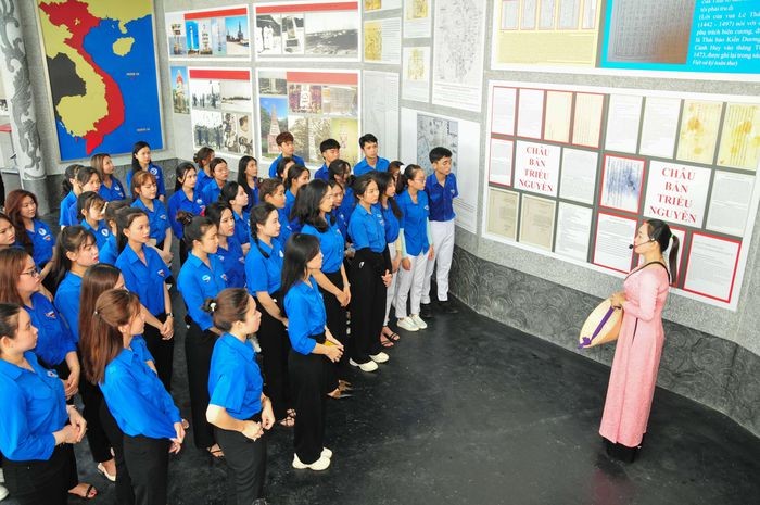 Long trọng tổ chức lễ kỷ niệm 47 năm ngày giải phóng quần đảo Trường Sa
