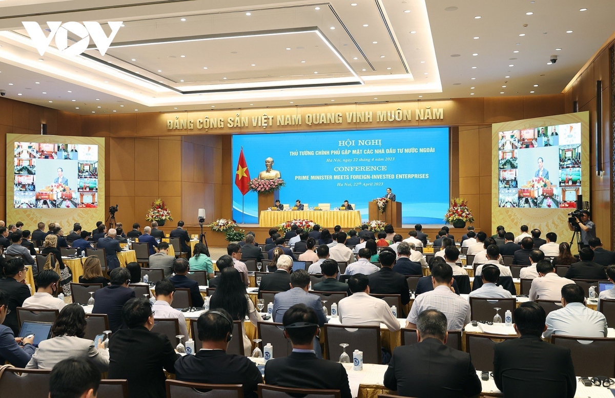 hoi nghi thu tuong chinh phu gap mat cac nha dau tu nuoc ngoai hinh anh 3