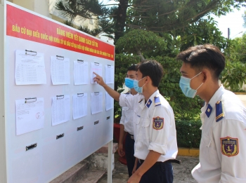 Cảnh sát biển với công tác chuẩn bị bầu cử nơi đảo xa