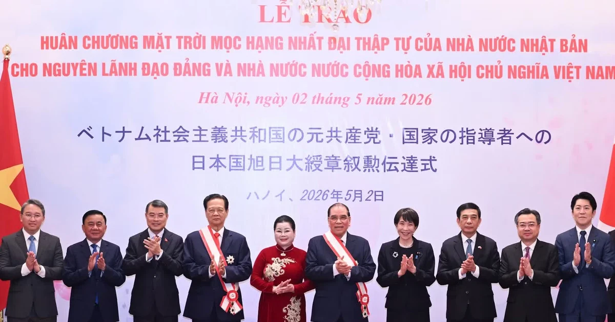Trao tặng Huân chương Mặt trời mọc của Nhà nước Nhật Bản