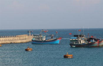 Điểm tựa giúp ngư dân quần đảo Trường Sa vươn khơi bám biển