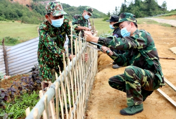 Cán bộ, chiến sỹ Biên phòng huyện biên giới Mèo Vạc kiên cường chống "giặc Covid 19"