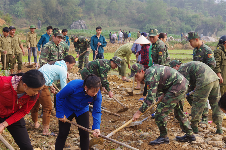 Điểm tựa vững chắc cho nhân dân trên biên giới