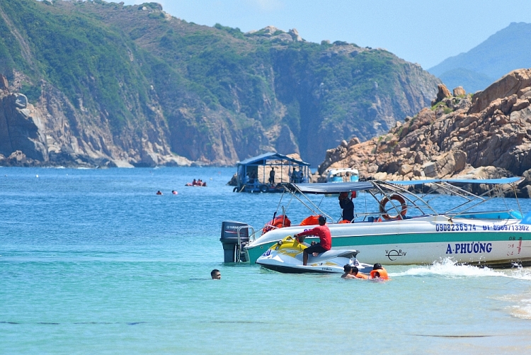 Hòn Khô - điểm đến không thể bỏ lỡ ở Quy Nhơn Hòn Khô - điểm đến không thể bỏ lỡ ở Quy Nhơn