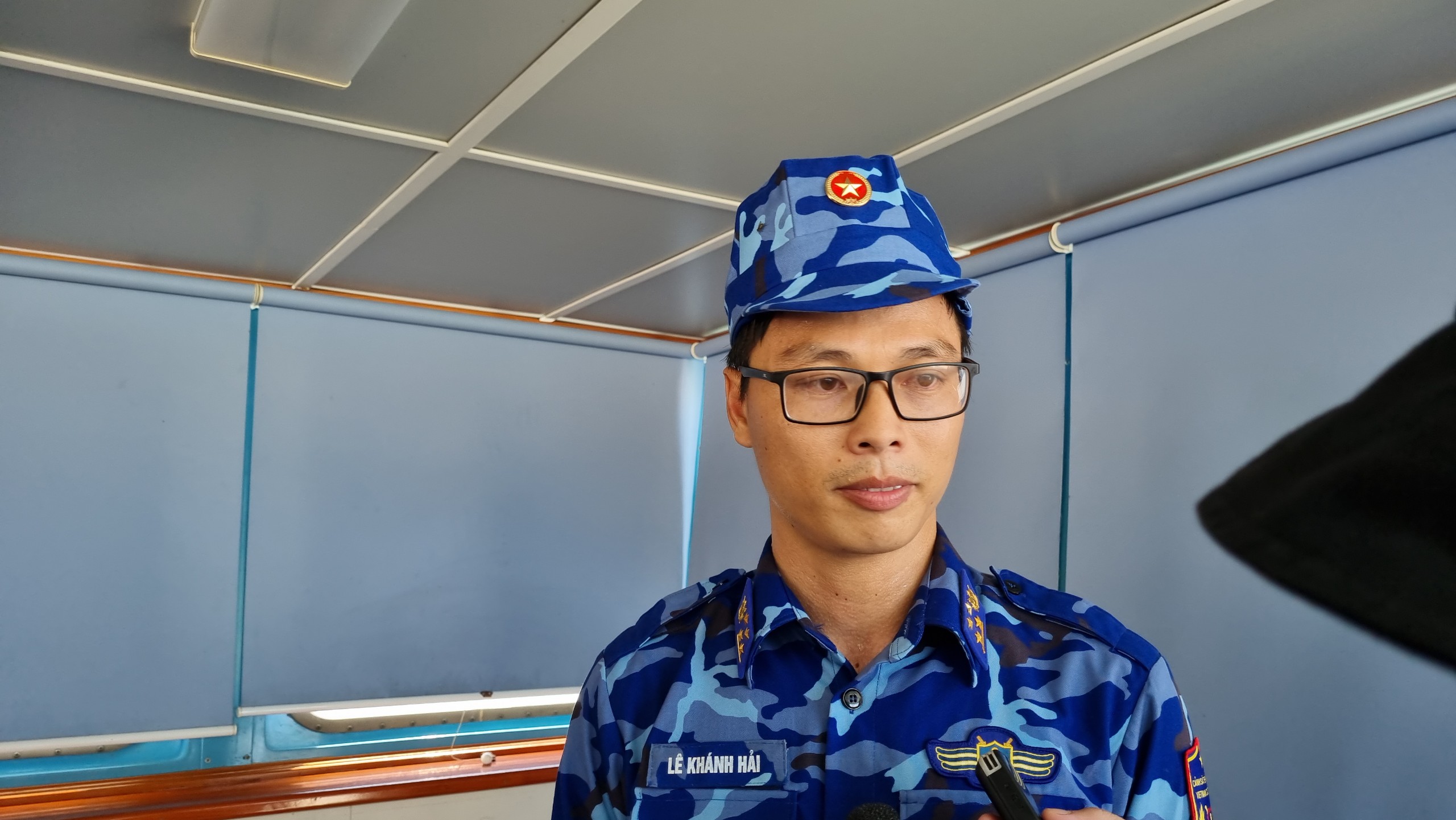 Đại &amp;uacute;y L&amp;ecirc; Kh&amp;aacute;nh Hải kể lại sự việc. Ảnh: Trung Vũ.