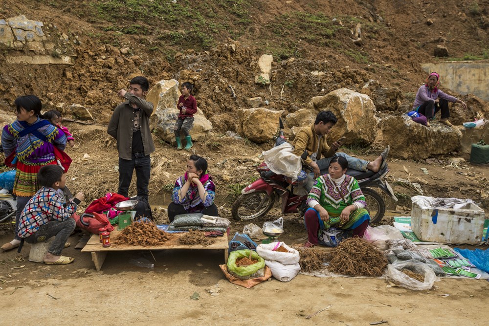 Tham cho phien Can Cau, net van hoa nguyen so con sot lai tai Lao Cai hinh anh 7