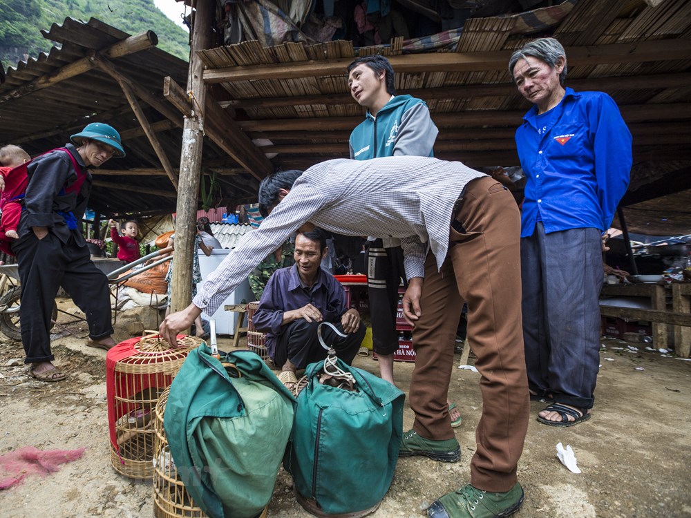 Tham cho phien Can Cau, net van hoa nguyen so con sot lai tai Lao Cai hinh anh 14
