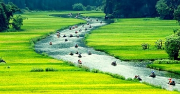kham pha nhung cung duong tuyet dep cua viet nam