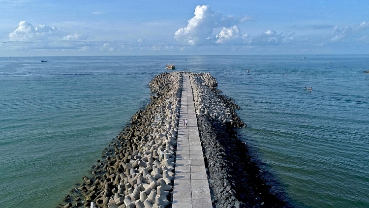 Vẻ đẹp hoang sơ đậm màu duyên hải ở Hồ Tràm Vẻ đẹp hoang sơ đậm màu duyên hải ở Hồ Tràm