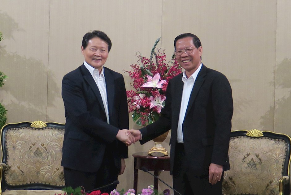 Tăng cường hơn nữa việc giao lưu hợp tác, học tập kinh nghiệm lẫn nhau trong công tác xây dựng Đảng và chính quyền