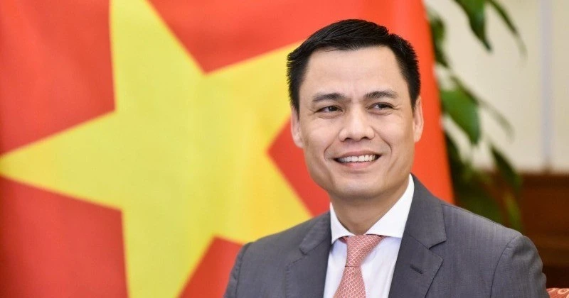 hanh trinh tu hao tan tam tan luc gop phan dua dat nuoc hoi nhap quoc te toan dien sau rong