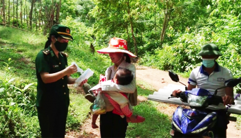 Tuyên truyền pháp luật cho người dân vùng biên giới bằng dân ca