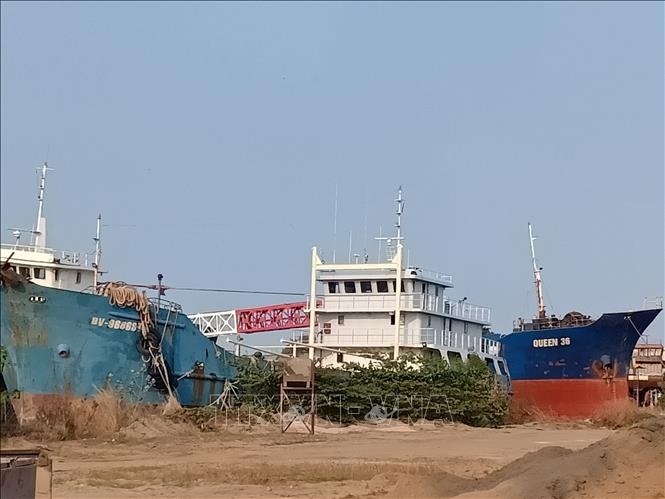 2450 tau 67 011020